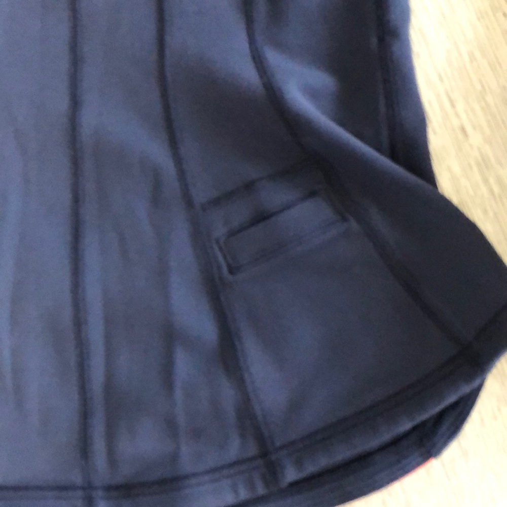 Lululemon Pullover Reversible Size 4 - image 5